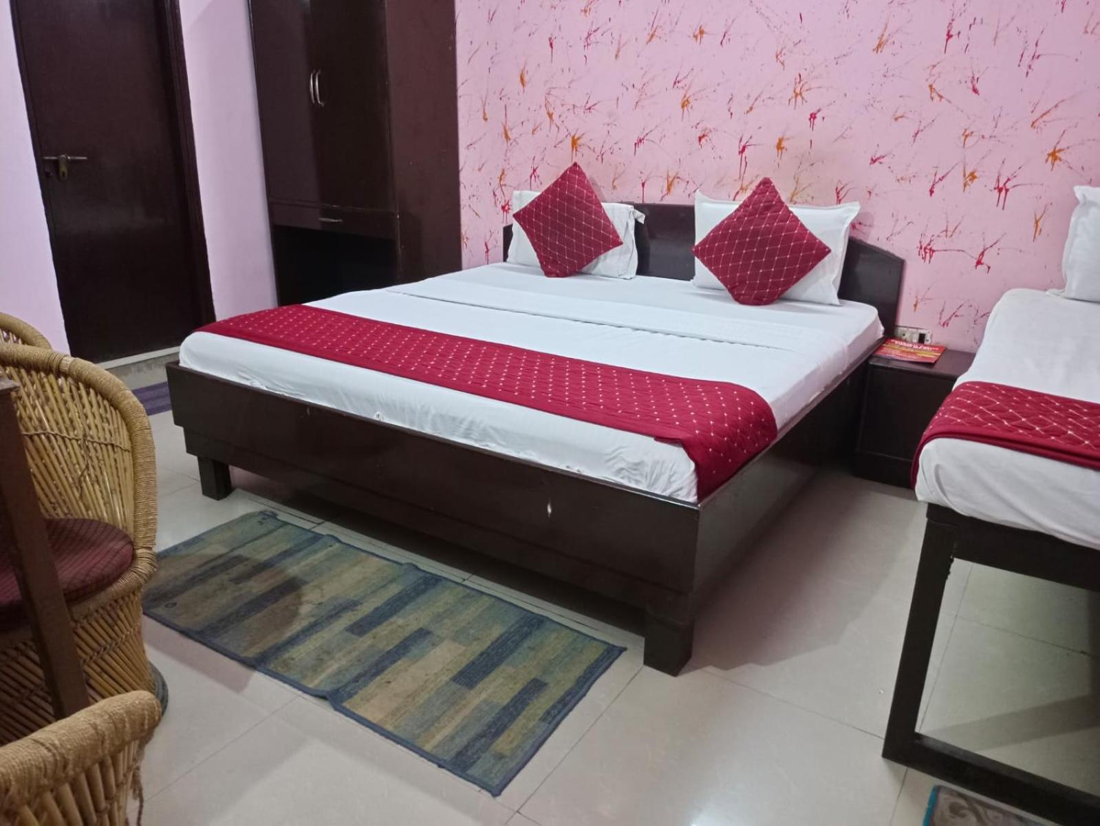 Airport Hotel Pariksheet Inn New Delhi Exterior photo